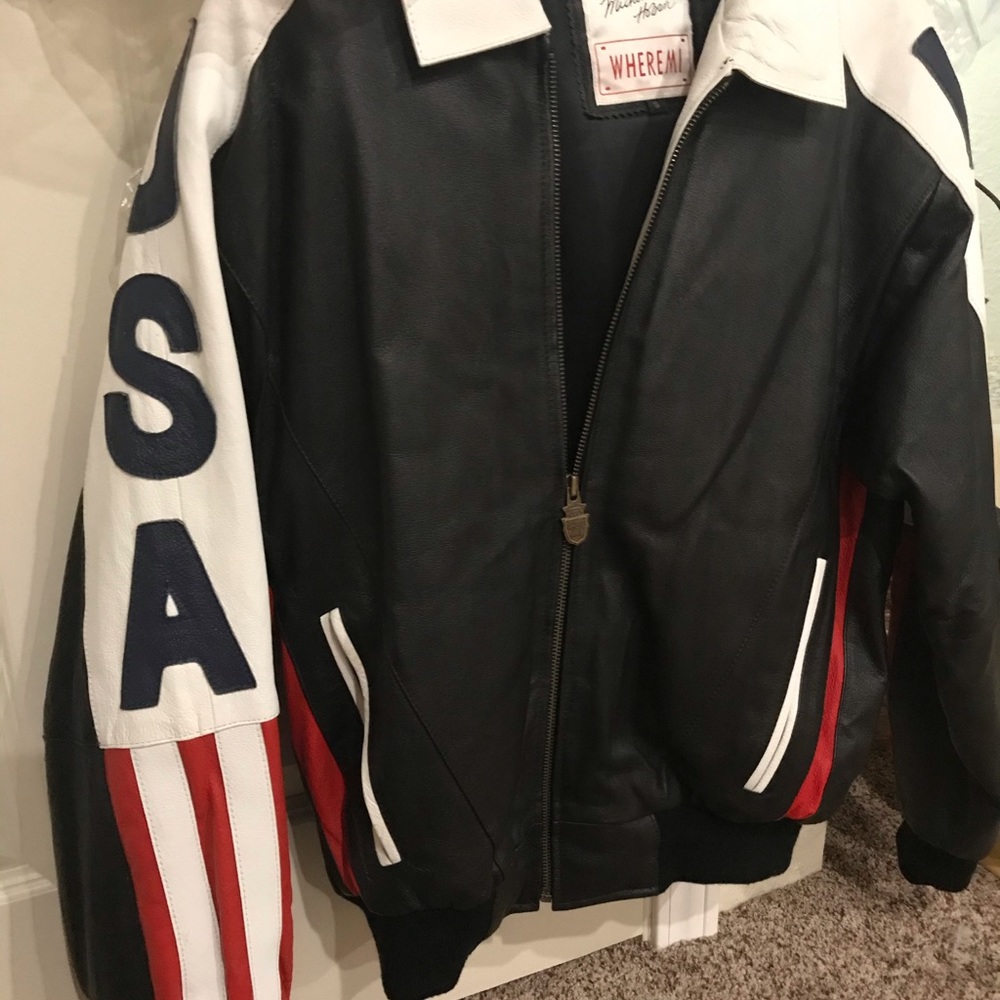Leather jacket - Picture 2 of 4